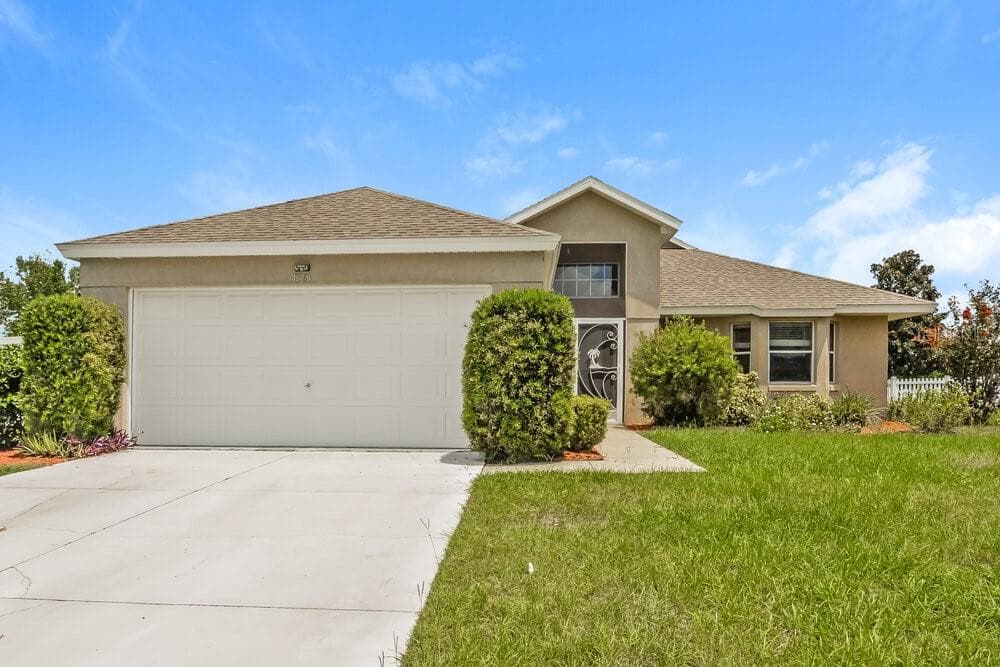 4361 ABACO DRIVE TAVARES, FL 32778