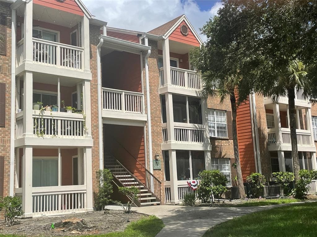 10200 GANDY BOULEVARD N UNIT 706 ST PETERSBURG, FL 33702
