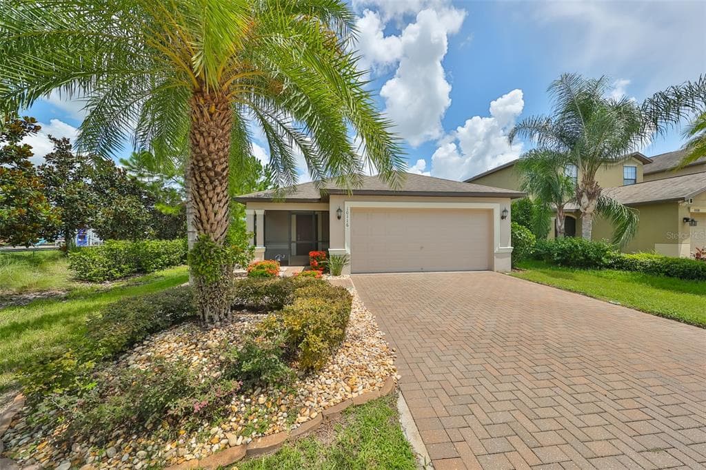 10116 NEWMINSTER LOOP RUSKIN, FL 33573