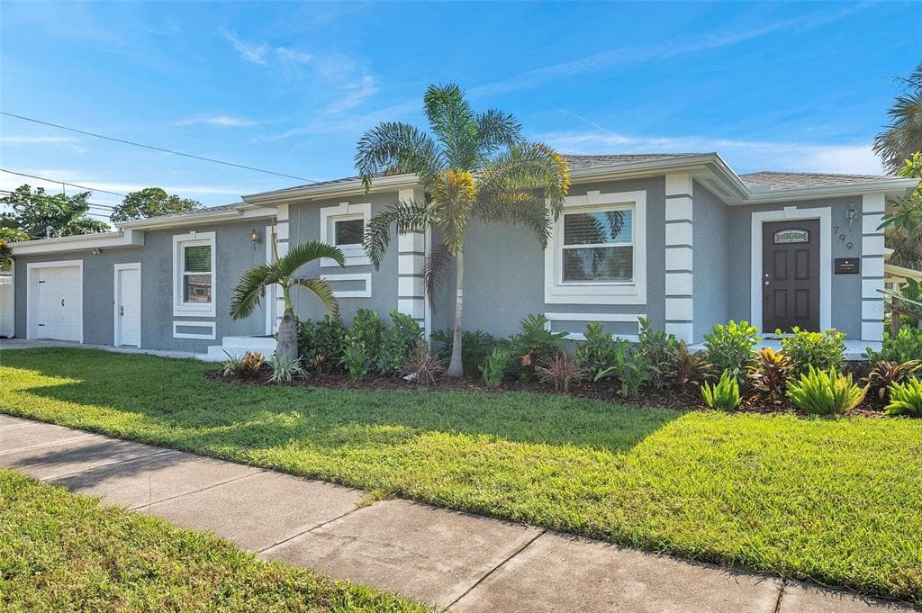 799 48TH AVENUE N ST PETERSBURG, FL 33703