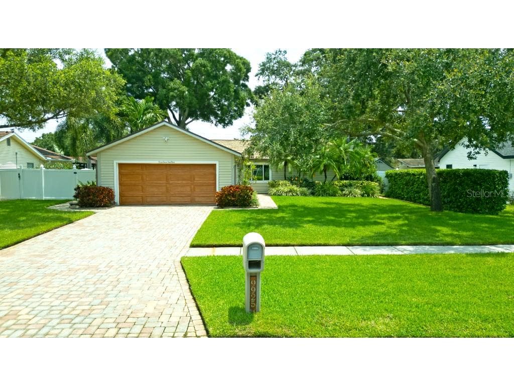 9925 56TH WAY N PINELLAS PARK, FL 33782