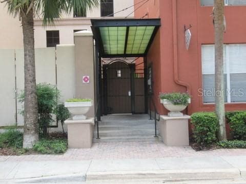2410 W AZEELE STREET UNIT 236 TAMPA, FL 33609