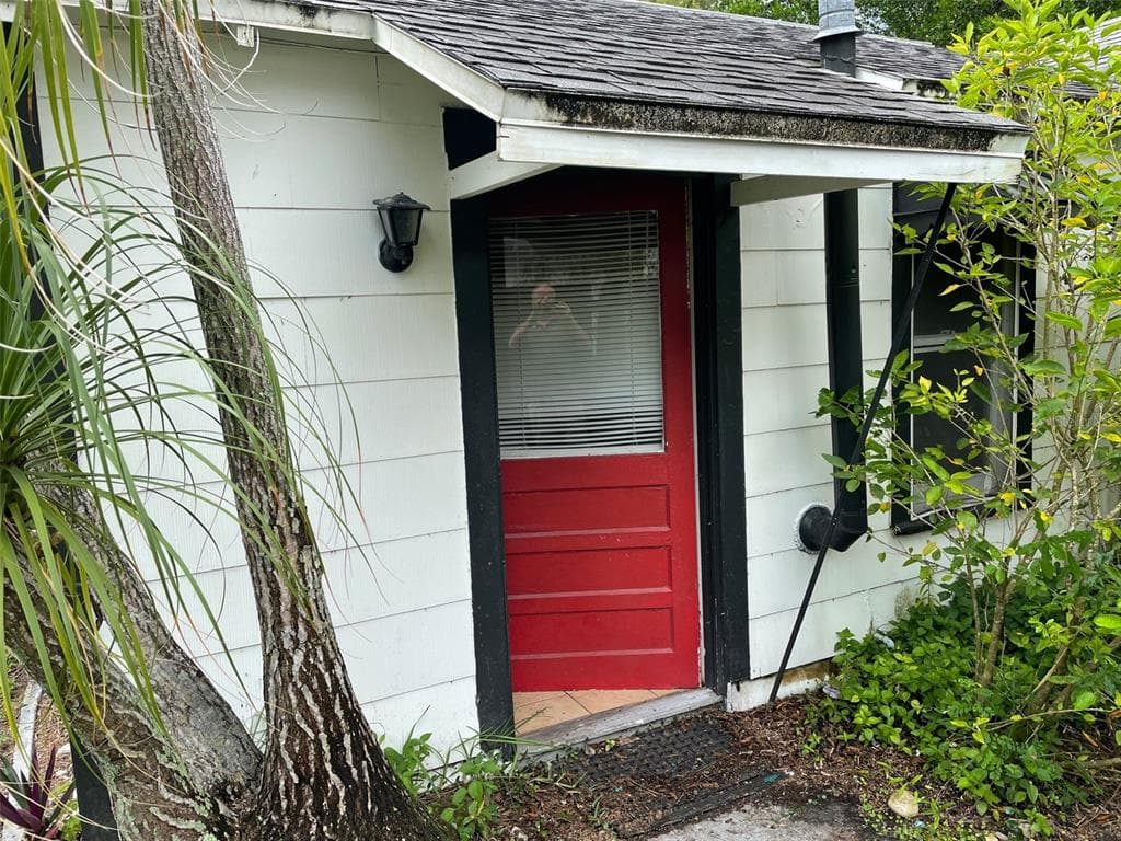1648 27TH AVENUE N UNIT 2 ST PETERSBURG, FL 33713