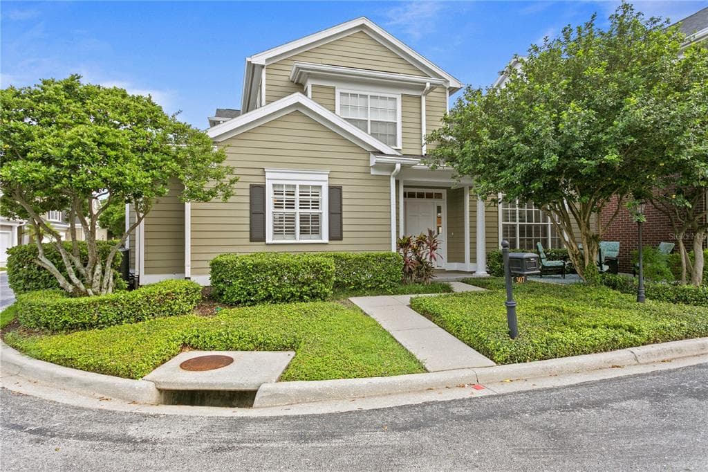 307 INNER HARBOUR CIRCLE TAMPA, FL 33602