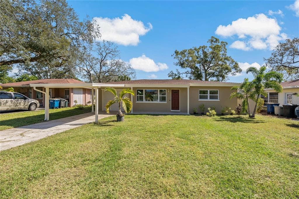 217 HOBART AVENUE CLEARWATER, FL 33755