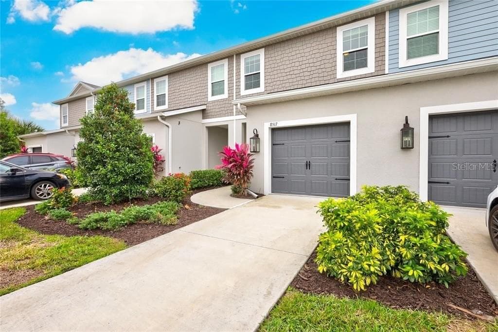 8517 CANYON CREEK TRAIL PARRISH, FL 34219