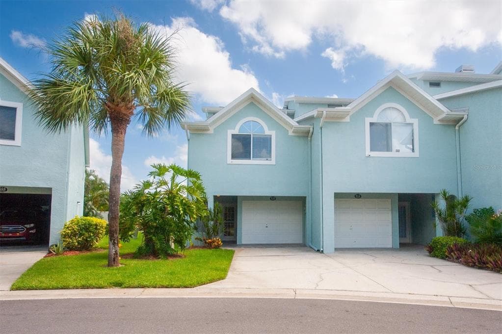 510 GARLAND CIRCLE INDIAN ROCKS BEACH, FL 33785