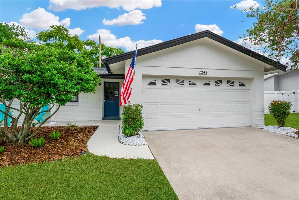 2243 HARN BOULEVARD CLEARWATER, FL 33764