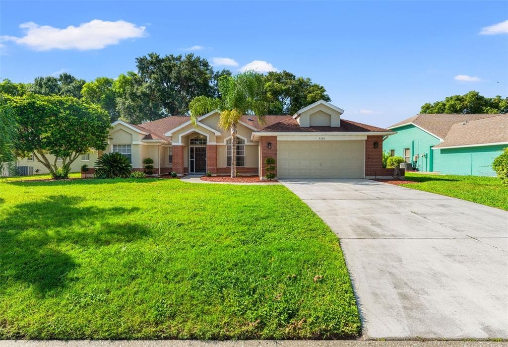 9390 FOX HOLLOW LANE WEEKI WACHEE, FL 34613
