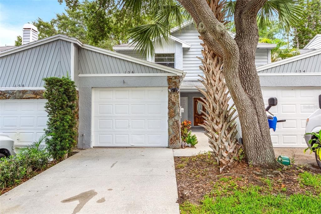 156 ST IVES DRIVE PALM HARBOR, FL 34684