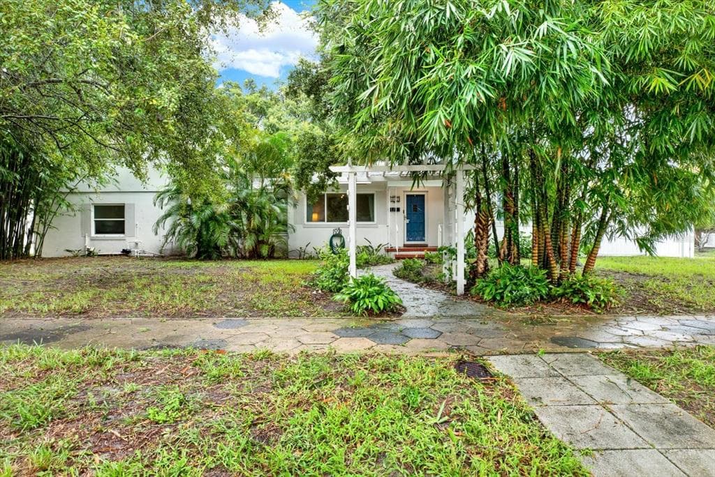 4660 6TH AVENUE N ST PETERSBURG, FL 33713