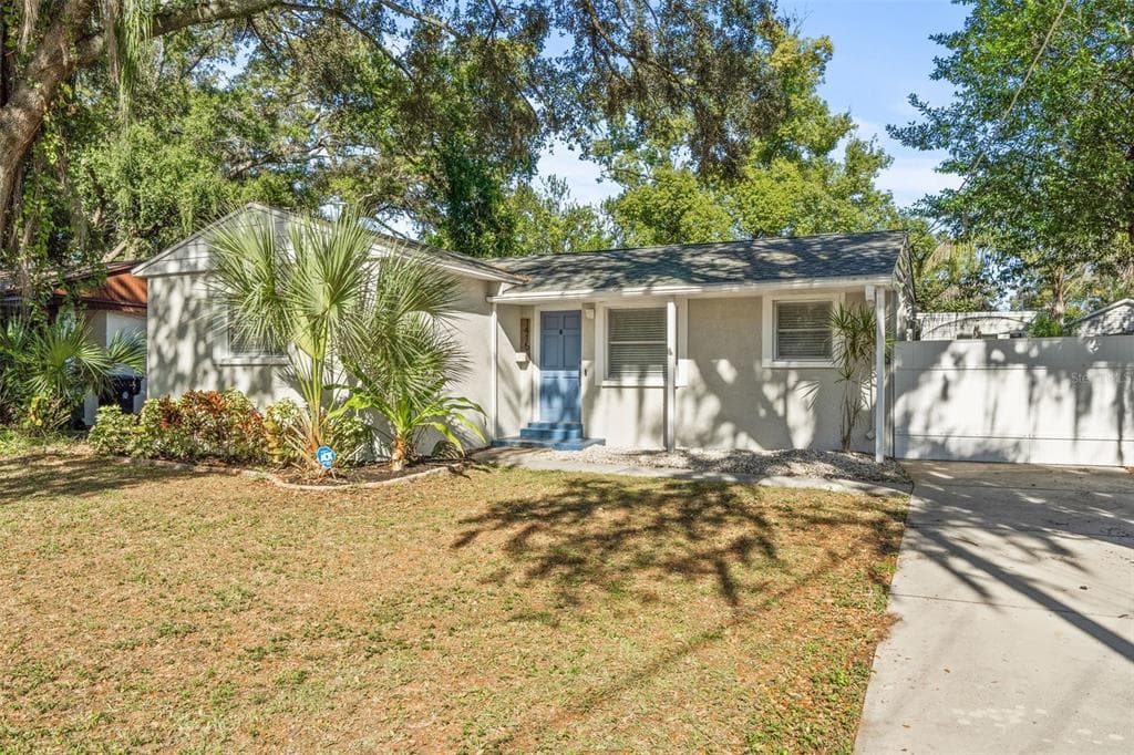 1415 W PERDIZ STREET TAMPA, FL 33612