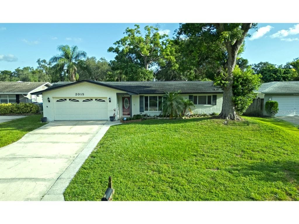 2015 PINEHURST DRIVE CLEARWATER, FL 33763