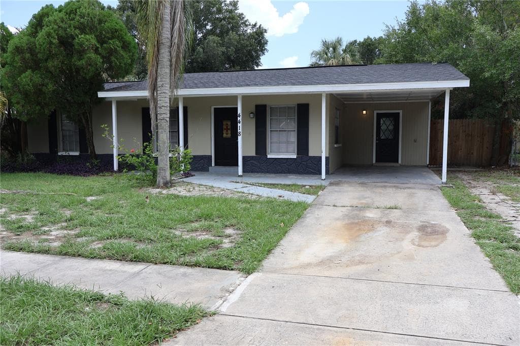 4418 GANDY CIRCLE TAMPA, FL 33616