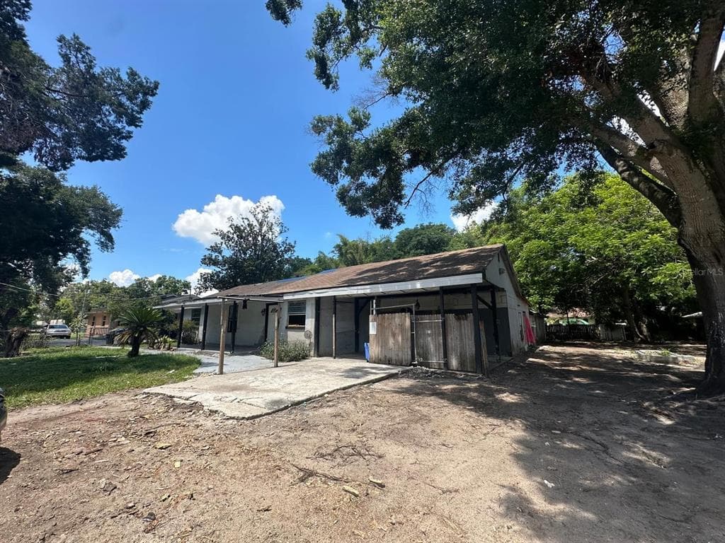 3008 SPILLERS AVENUE TAMPA, FL 33619