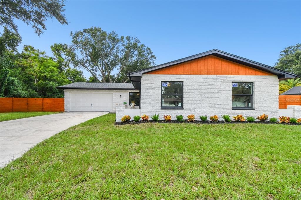 2351 WILSHIRE DRIVE DUNEDIN, FL 34698