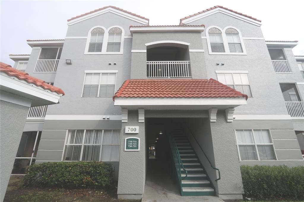 18001 RICHMOND PLACE DRIVE UNIT 732 TAMPA, FL 33647