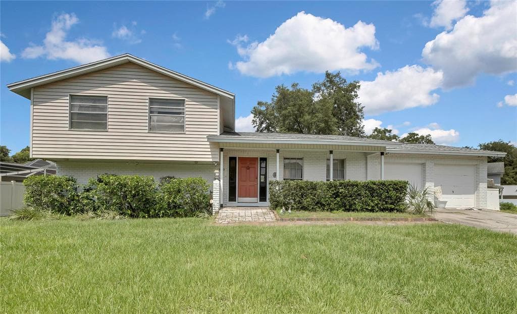 18313 DOLLY BROOK LANE LUTZ, FL 33549