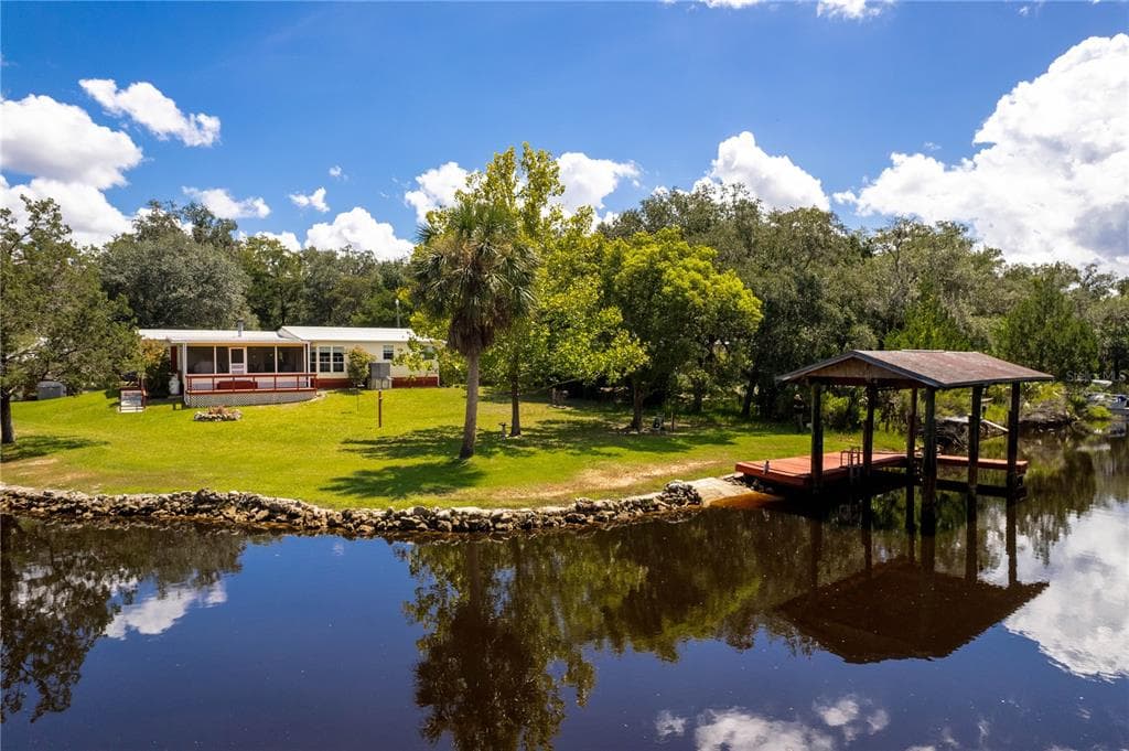 11098 W GRYBEK DRIVE HOMOSASSA, FL 34448