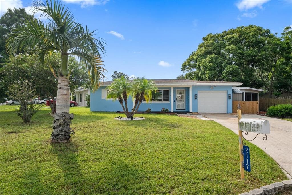 2117 ISABELLE STREET LARGO, FL 33774