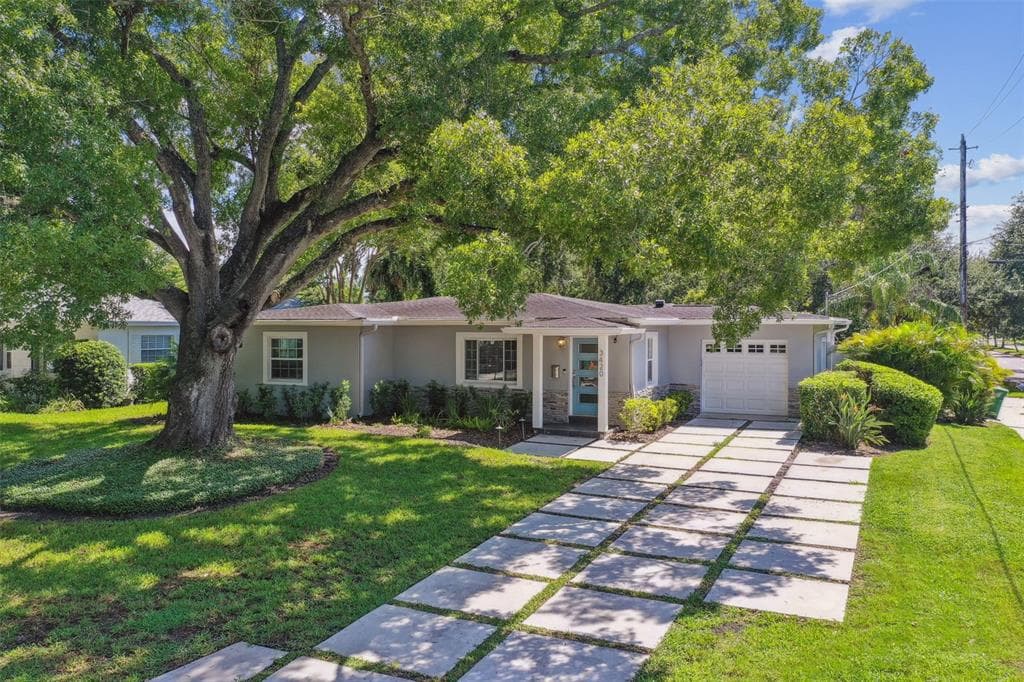 3420 S GARDENIA AVENUE TAMPA, FL 33629