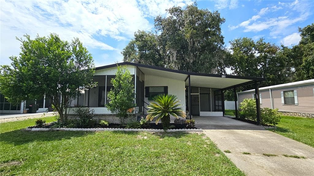 108 TIMBER WAY WILDWOOD, FL 34785