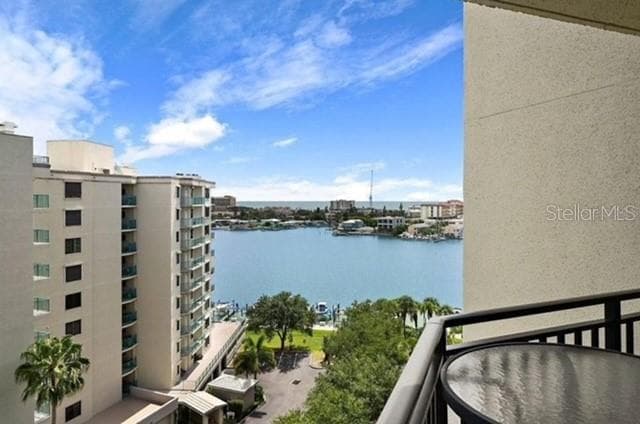 690 ISLAND WAY UNIT 1011 CLEARWATER BEACH, FL 33767