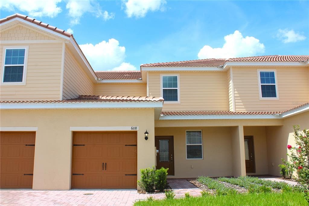 608 BAY LEAF DRIVE POINCIANA, FL 34759