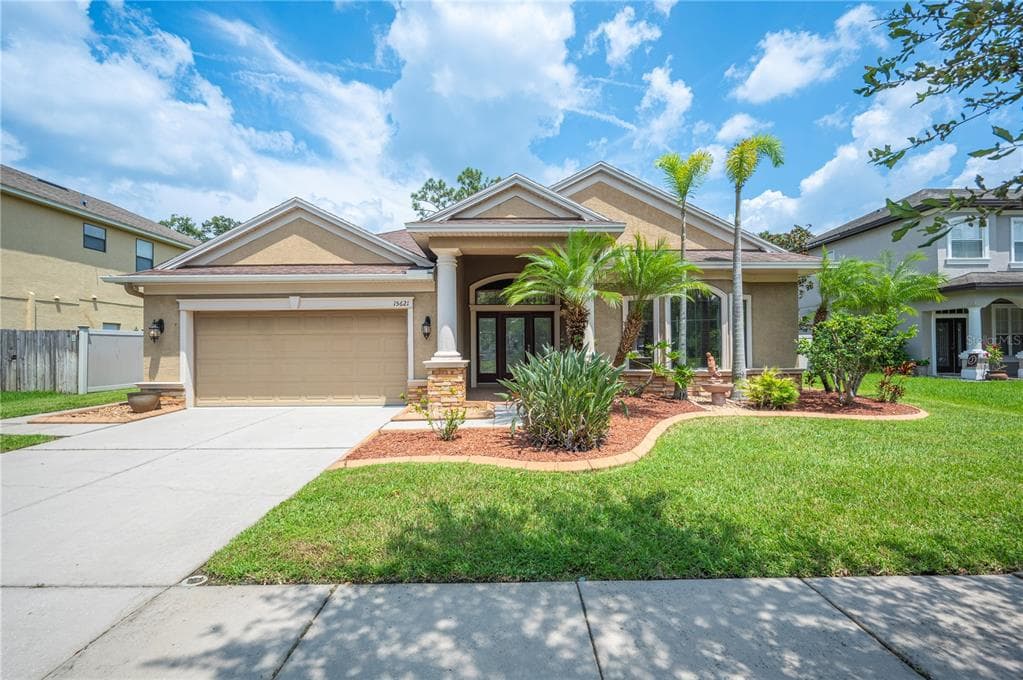 15621 N HIMES AVENUE TAMPA, FL 33618