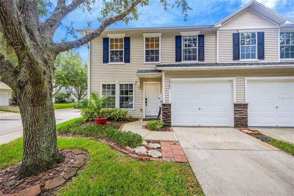 2902 BEAR OAK DRIVE UNIT 2902 VALRICO, FL 33594