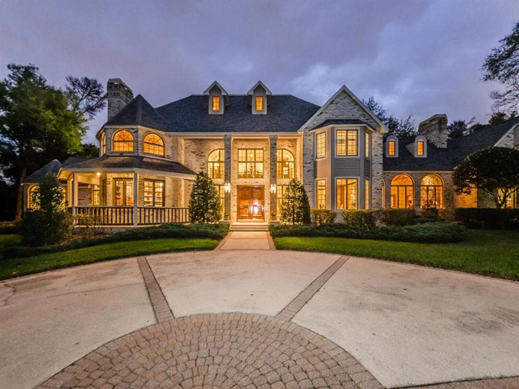 2901 LEPRECHAUN LANE