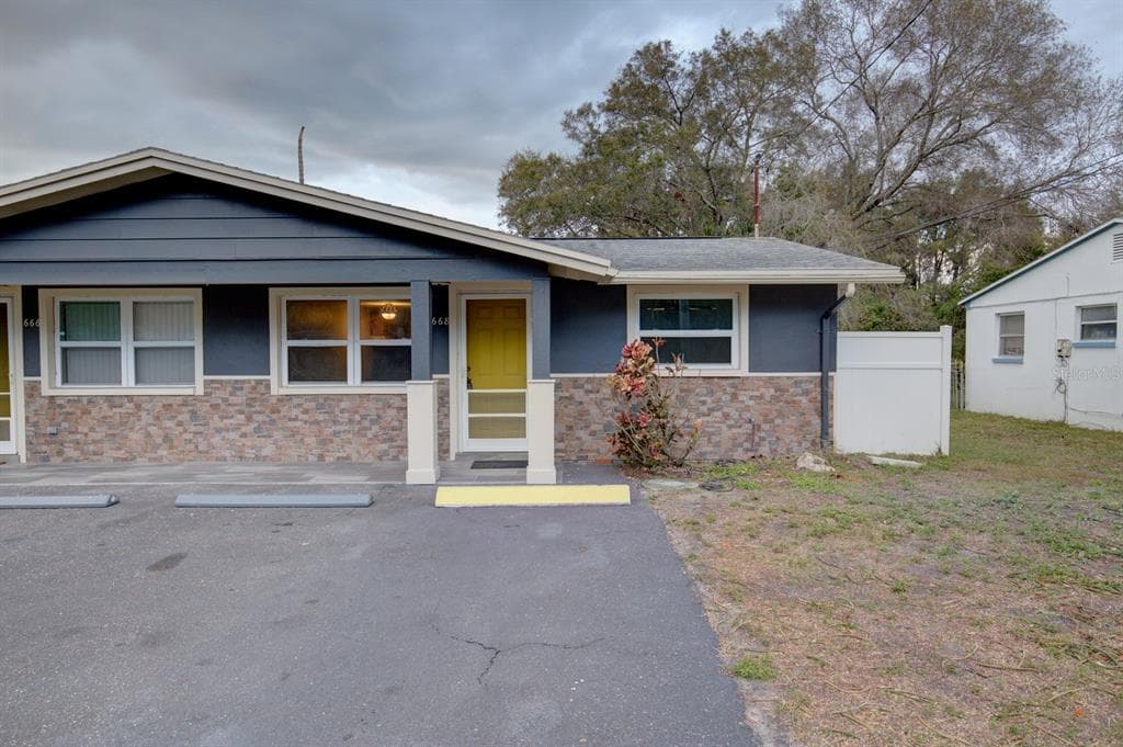 666 UNION STREET DUNEDIN, FL 34698