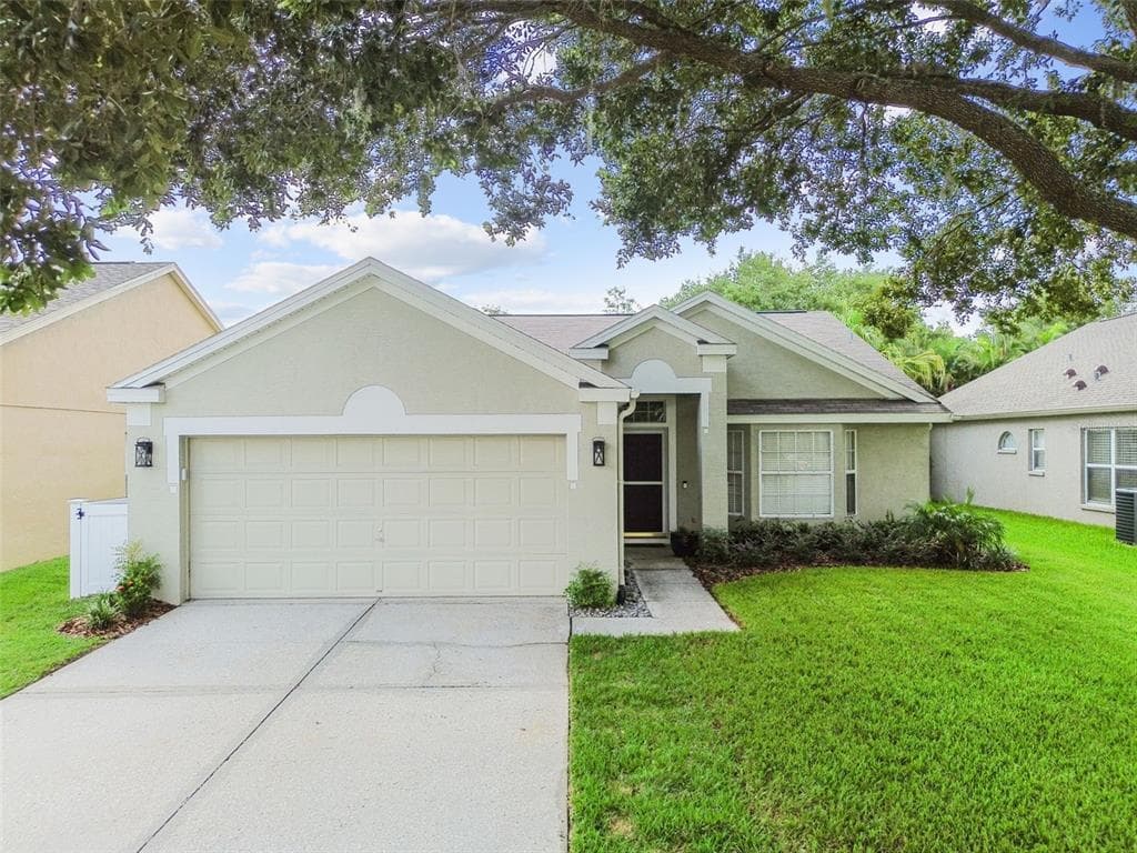 4212 PINE ISLE DRIVE LUTZ, FL 33558