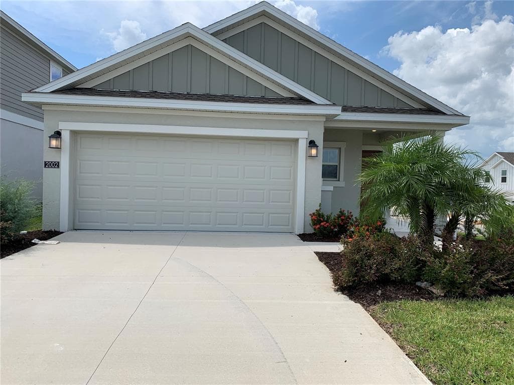 2002 PUNCH BOWL AVENUE DAVENPORT, FL 33837