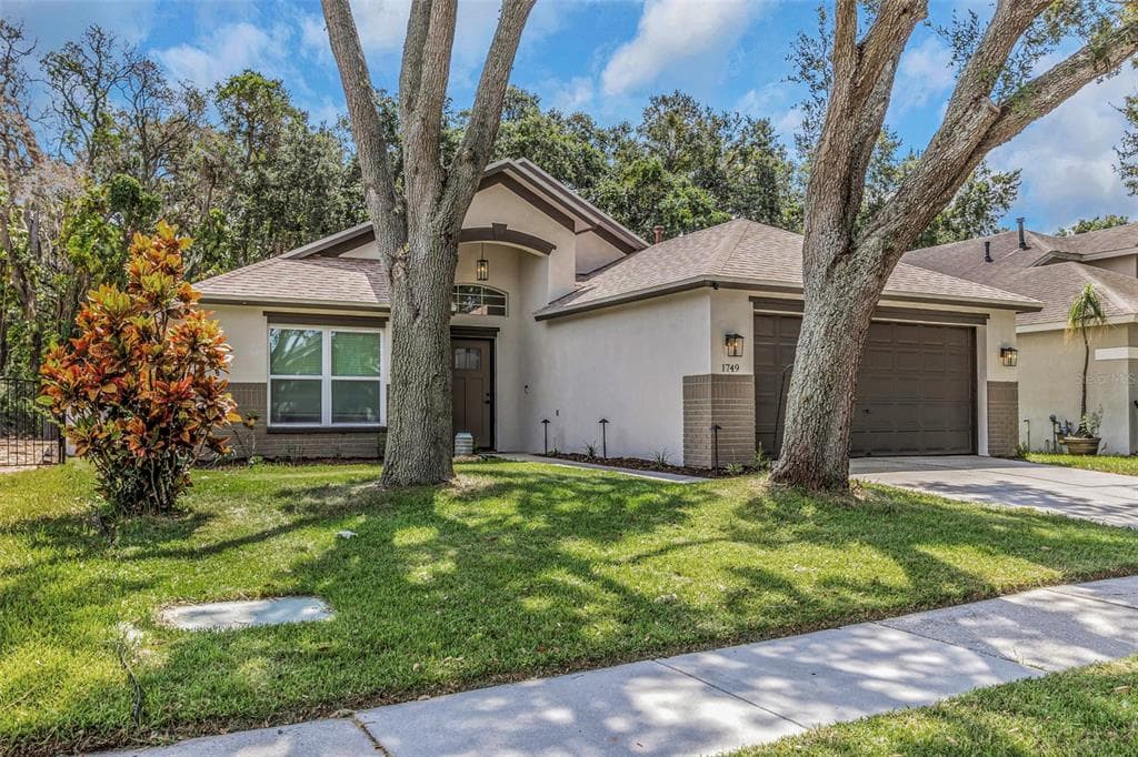 1749 KIRTLEY DRIVE BRANDON, FL 33511