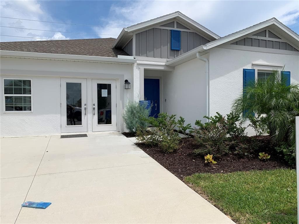 2011 PUNCH BOWL AVENUE DAVENPORT, FL 33837