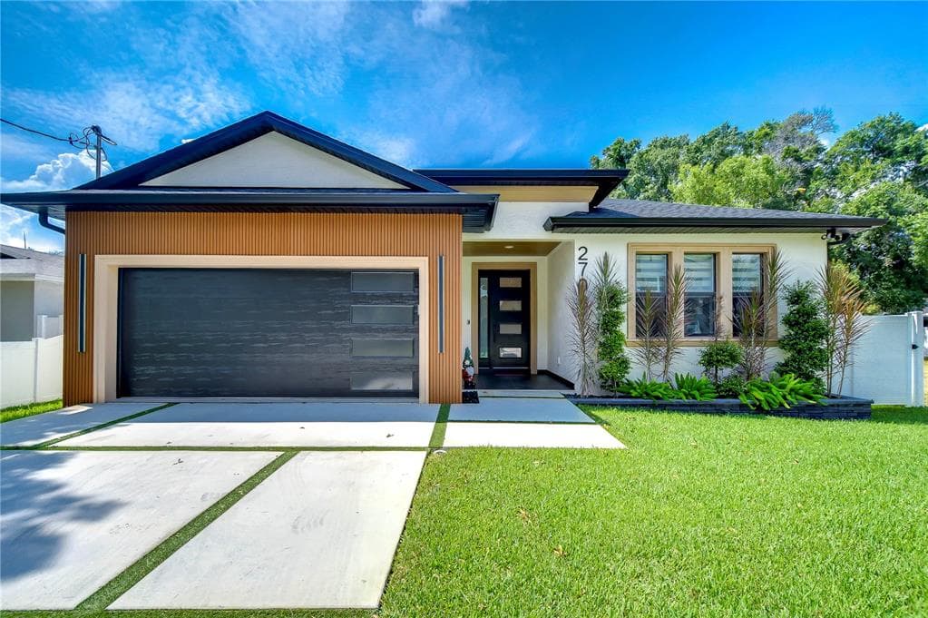 2708 W LAKE AVENUE TAMPA, FL 33607