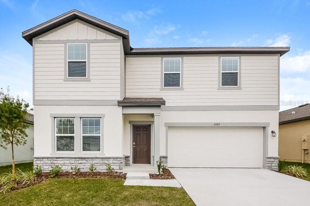 2203 HARRIS HAWK AVENUE RUSKIN, FL 33570