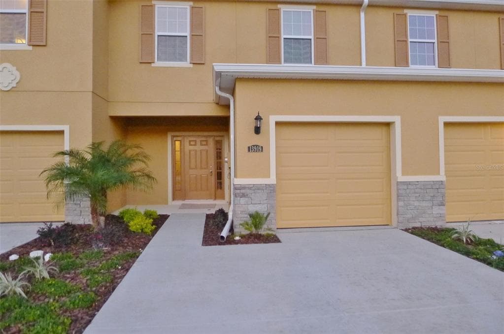 13919 RIVER WILLOW PLACE TAMPA, FL 33637