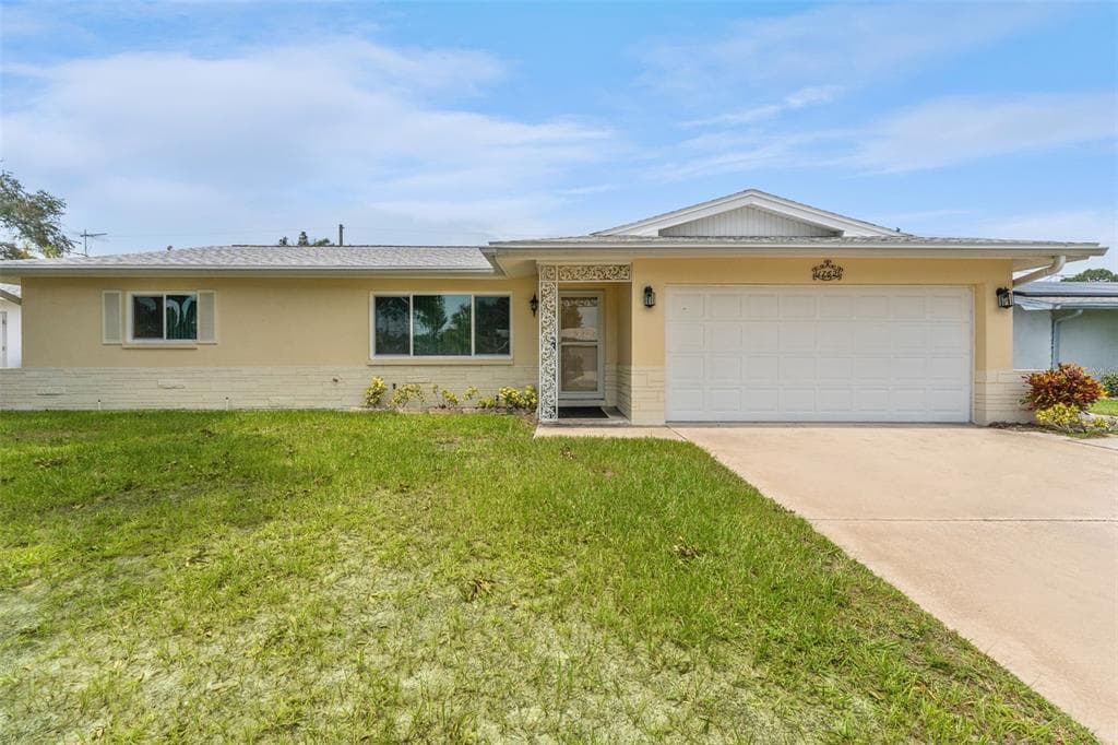 1762 BENTLEY STREET CLEARWATER, FL 33755