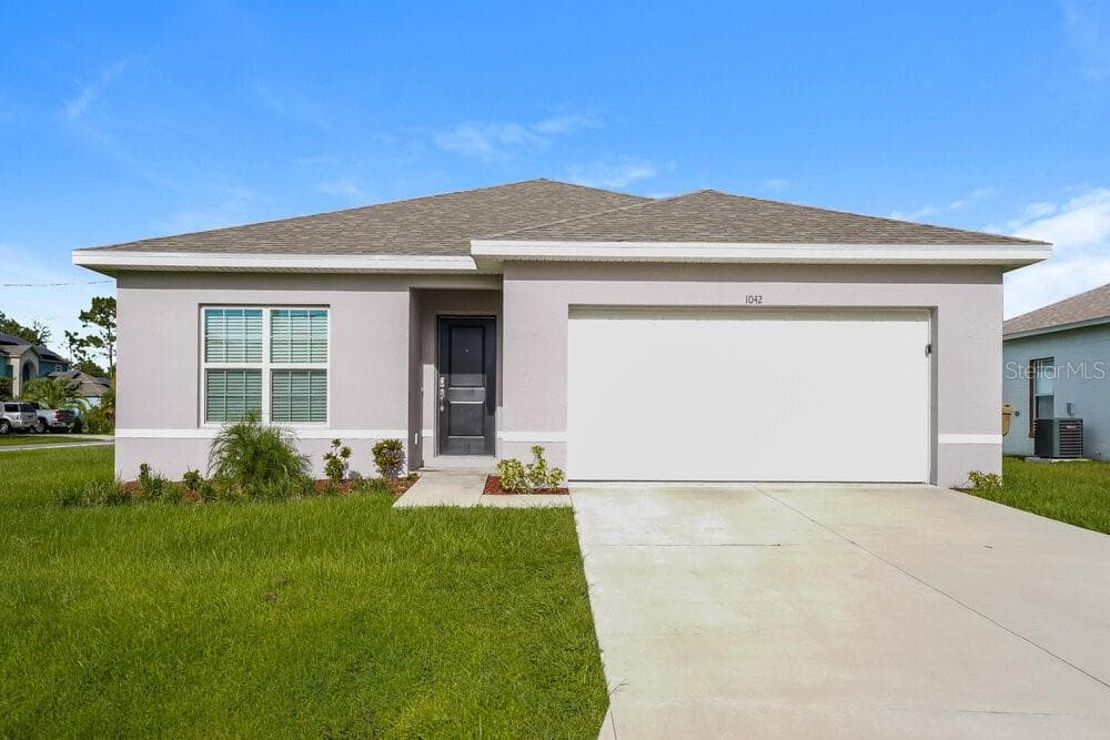 1042 DUDLEY DRIVE KISSIMMEE, FL 34758