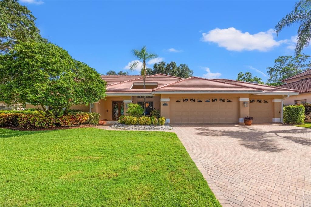 6211 FAIRWAY BAY BOULEVARD S GULFPORT, FL 33707