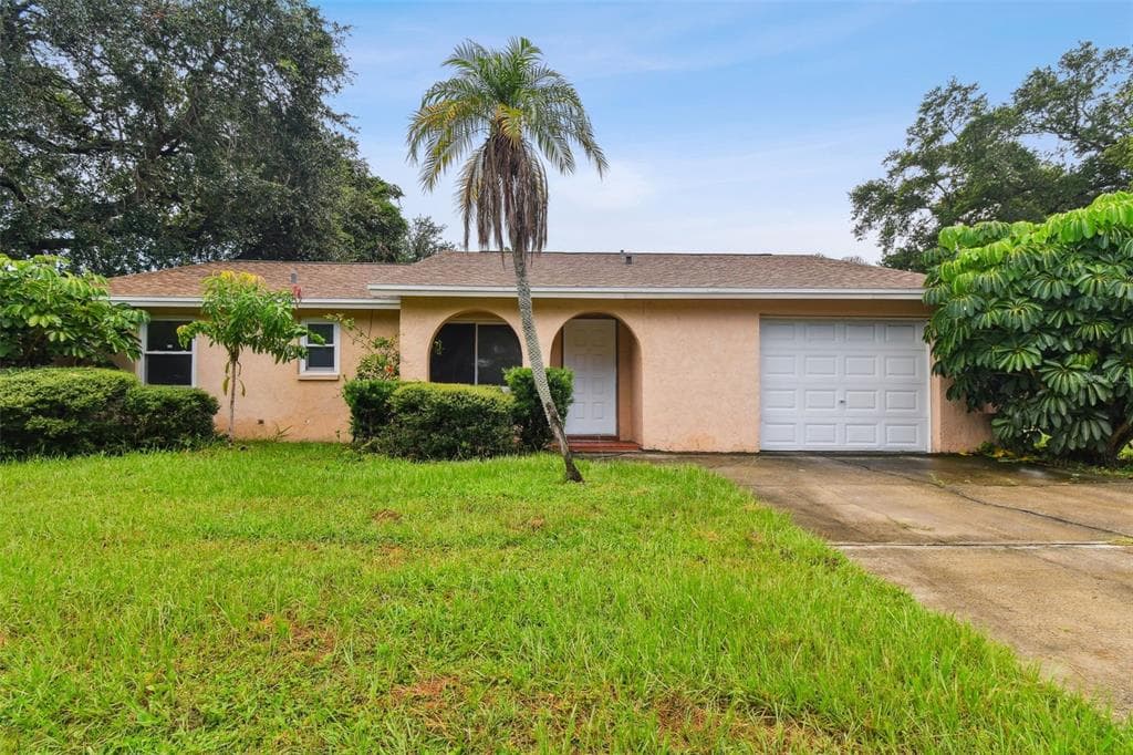 11241 TEMPLE COURT SEMINOLE, FL 33772