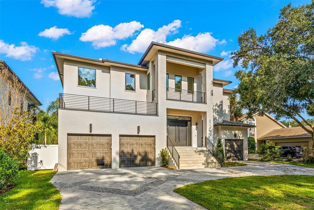 2118 S HESPERIDES STREET TAMPA, FL 33629