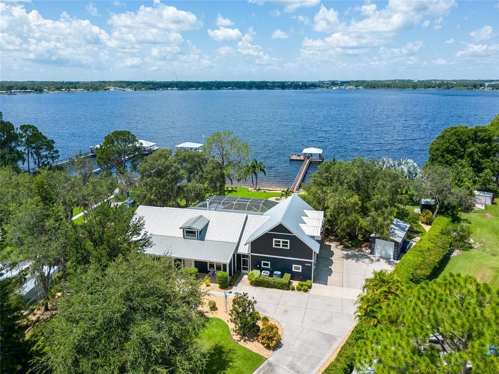 34535 SPARKLING DRIVE SEBRING, FL 33870