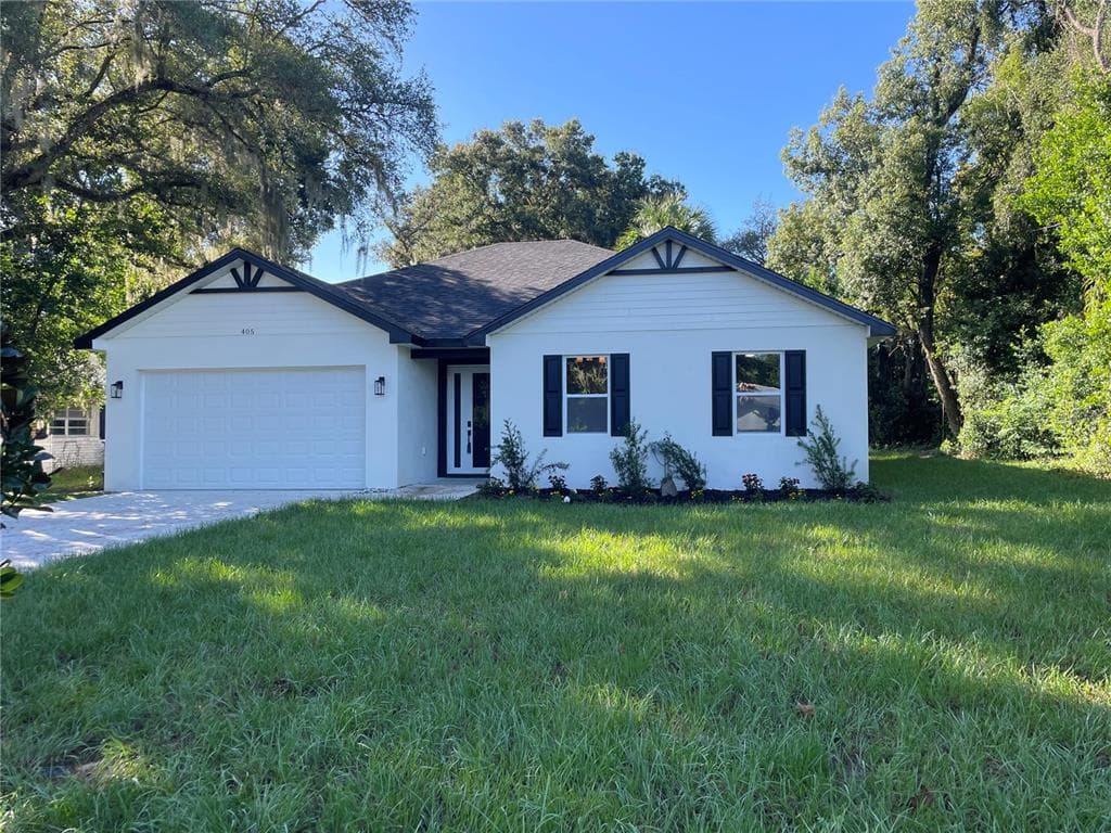 405 OVERLAND DRIVE