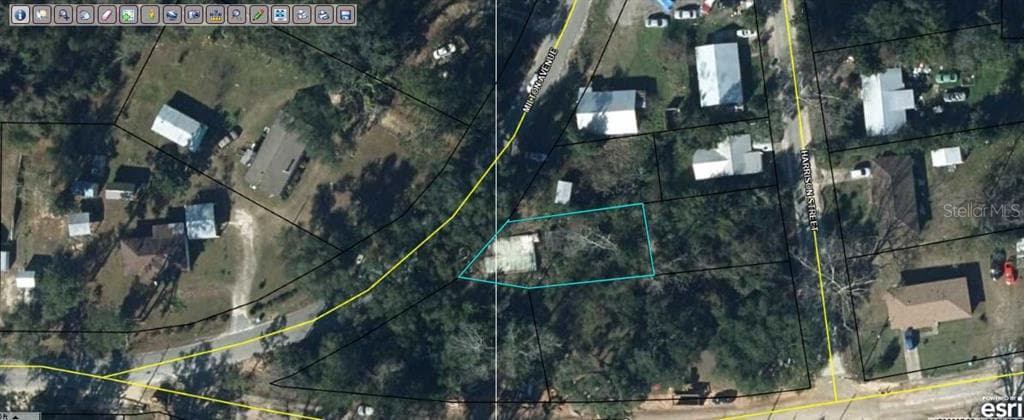 2916 MILTON AVENUE MARIANNA, FL 32448