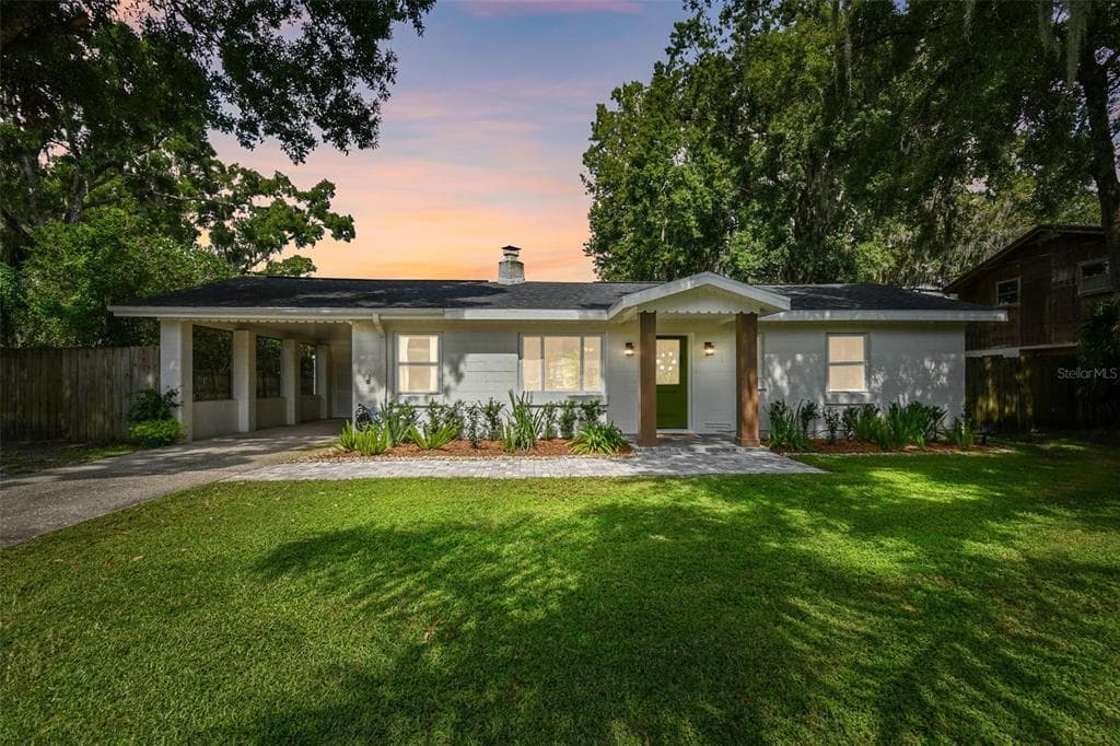 11532 FOREST HILLS DRIVE TAMPA, FL 33612