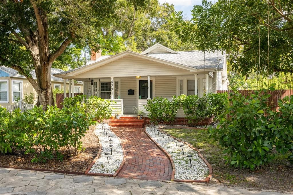 4221 1ST AVENUE N ST PETERSBURG, FL 33713