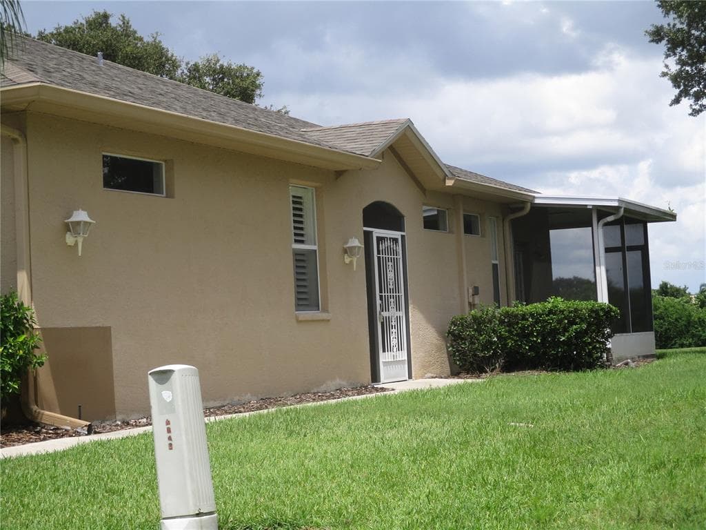2043 ACADIA GREENS DRIVE SUN CITY CENTER, FL 33573